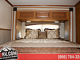 2015 Fleetwood Bounder Photo #16