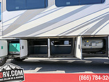 2015 Fleetwood Bounder Photo #28