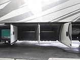 2015 Fleetwood Bounder Photo #10