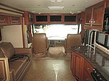 2015 Fleetwood Bounder Photo #12