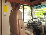 2015 Fleetwood Bounder Photo #14