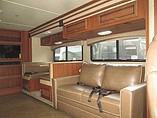 2015 Fleetwood Bounder Photo #17