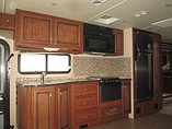 2015 Fleetwood Bounder Photo #19