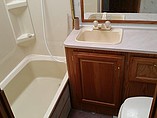 1993 Fleetwood Bounder Photo #19