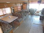 2000 Fleetwood Bounder Photo #8