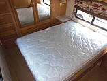 2000 Fleetwood Bounder Photo #10