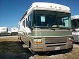 2000 Fleetwood Bounder Photo #2