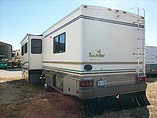2000 Fleetwood Bounder Photo #4
