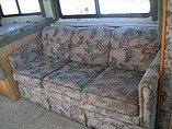 2000 Fleetwood Bounder Photo #13