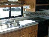 2000 Fleetwood Bounder Photo #17