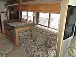 2000 Fleetwood Bounder Photo #5