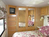 2000 Fleetwood Bounder Photo #11