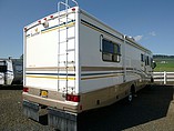 2002 Fleetwood Bounder Photo #2