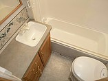 2002 Fleetwood Bounder Photo #5
