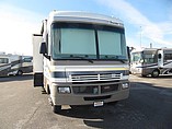 2004 Fleetwood Bounder Photo #5