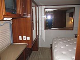 2004 Fleetwood Bounder Photo #15