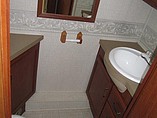 2004 Fleetwood Bounder Photo #19