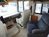 2004 Fleetwood Bounder Photo #7