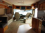 2005 Fleetwood Bounder Photo #17