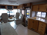 2005 Fleetwood Bounder Photo #7