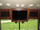 2005 Fleetwood Bounder Photo #10