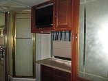 2005 Fleetwood Bounder Photo #13