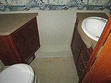 2005 Fleetwood Bounder Photo #14