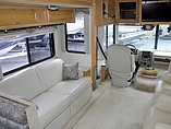 2007 Fleetwood Bounder Photo #9