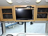 2007 Fleetwood Bounder Photo #23