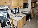 2007 Fleetwood Bounder Photo #27