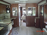 2006 Fleetwood Bounder Photo #3