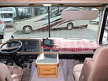 1993 Fleetwood Bounder Photo #11