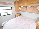 1993 Fleetwood Bounder Photo #30