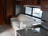 2015 Fleetwood Bounder Photo #8