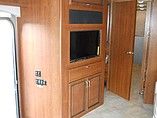 2015 Fleetwood Bounder Photo #9