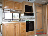 2000 Fleetwood Bounder Photo #8