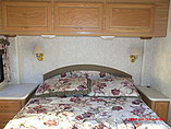 2000 Fleetwood Bounder Photo #19