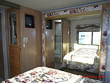 2000 Fleetwood Bounder Photo #21