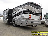 2015 Fleetwood Bounder Photo #4