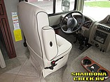 2015 Fleetwood Bounder Photo #7