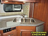 2015 Fleetwood Bounder Photo #18
