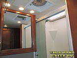 2015 Fleetwood Bounder Photo #24