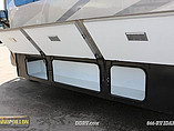 2015 Fleetwood Bounder Photo #7