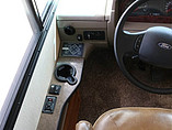 2015 Fleetwood Bounder Photo #20