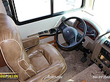 2015 Fleetwood Bounder Photo #21