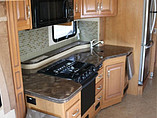 2015 Fleetwood Bounder Photo #26