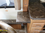 2015 Fleetwood Bounder Photo #27