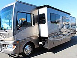 2015 Fleetwood Bounder Photo #10