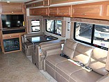 2015 Fleetwood Bounder Photo #17