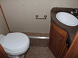 2015 Fleetwood Bounder Photo #41